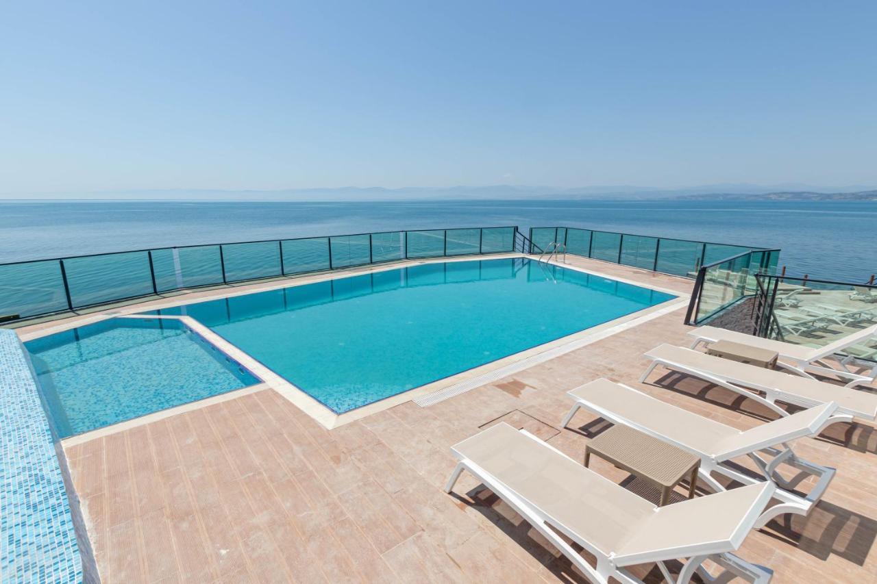 Vira Otel Suites Sinop Bagian luar foto