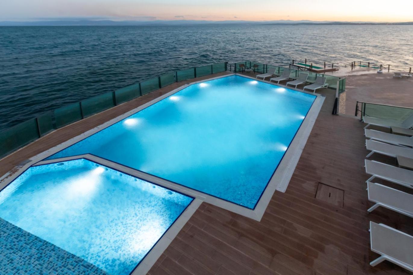 Vira Otel Suites Sinop Bagian luar foto