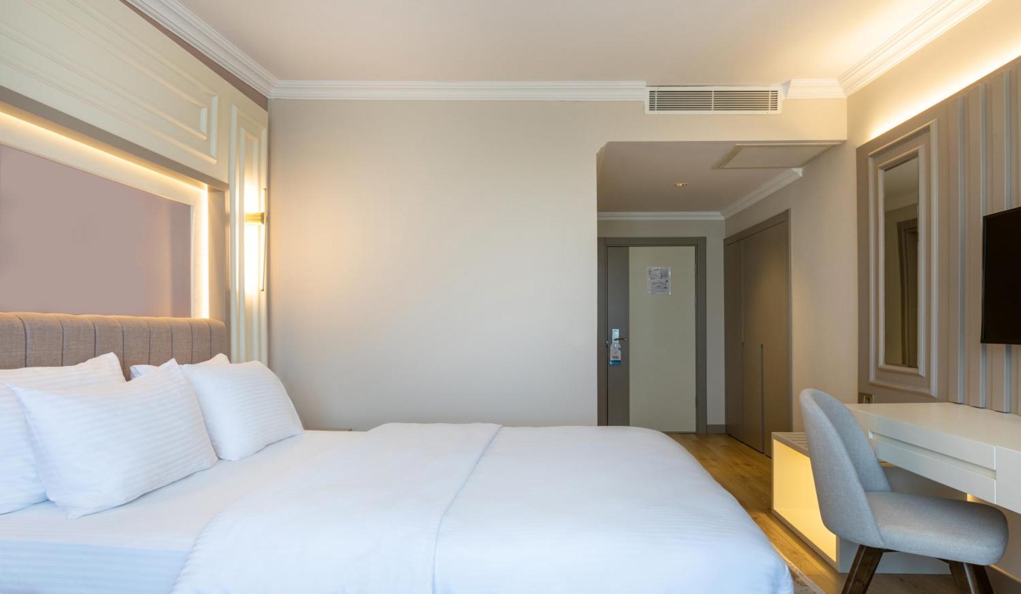 Vira Otel Suites Sinop Bagian luar foto