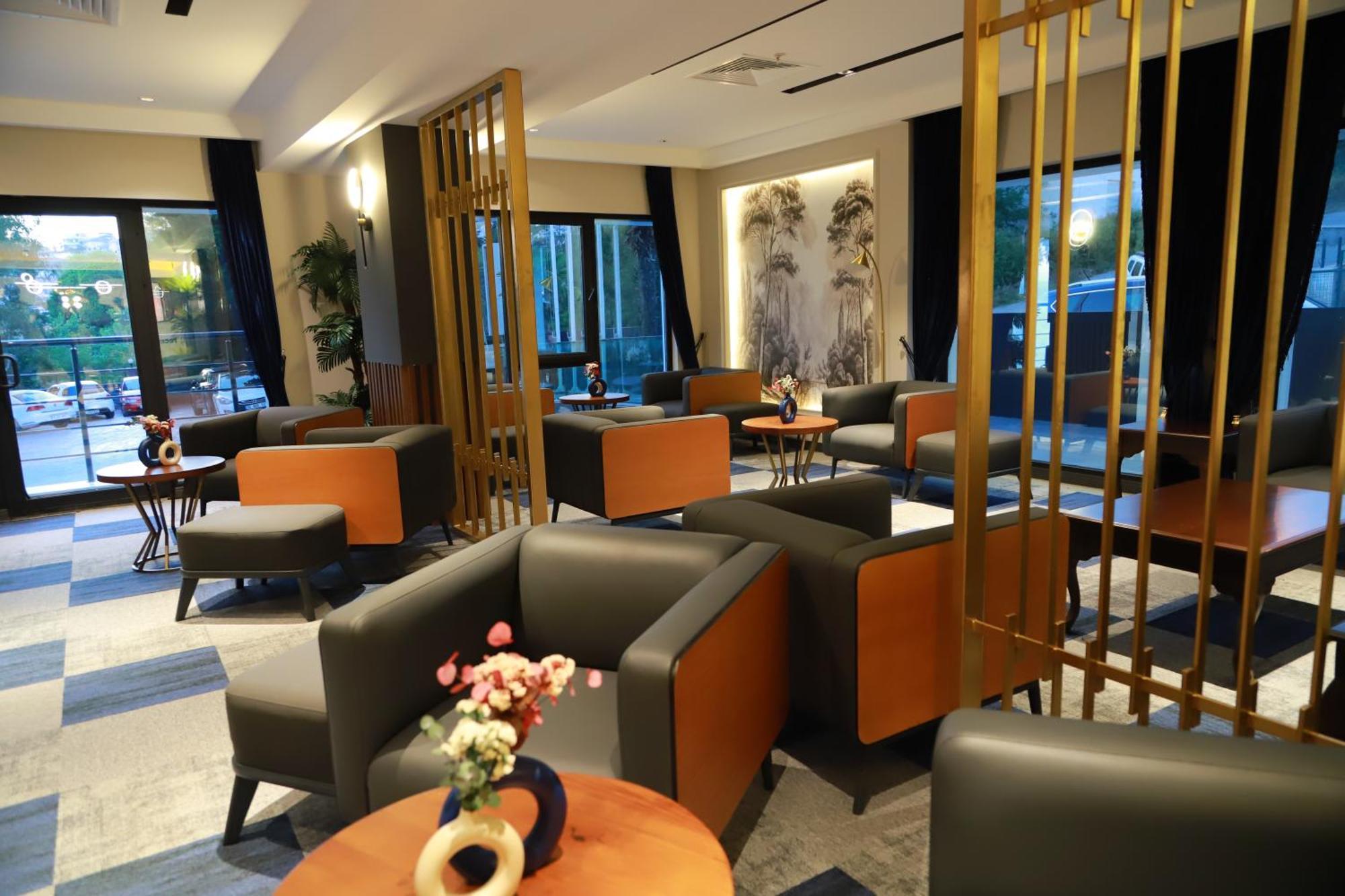 Vira Otel Suites Sinop Bagian luar foto