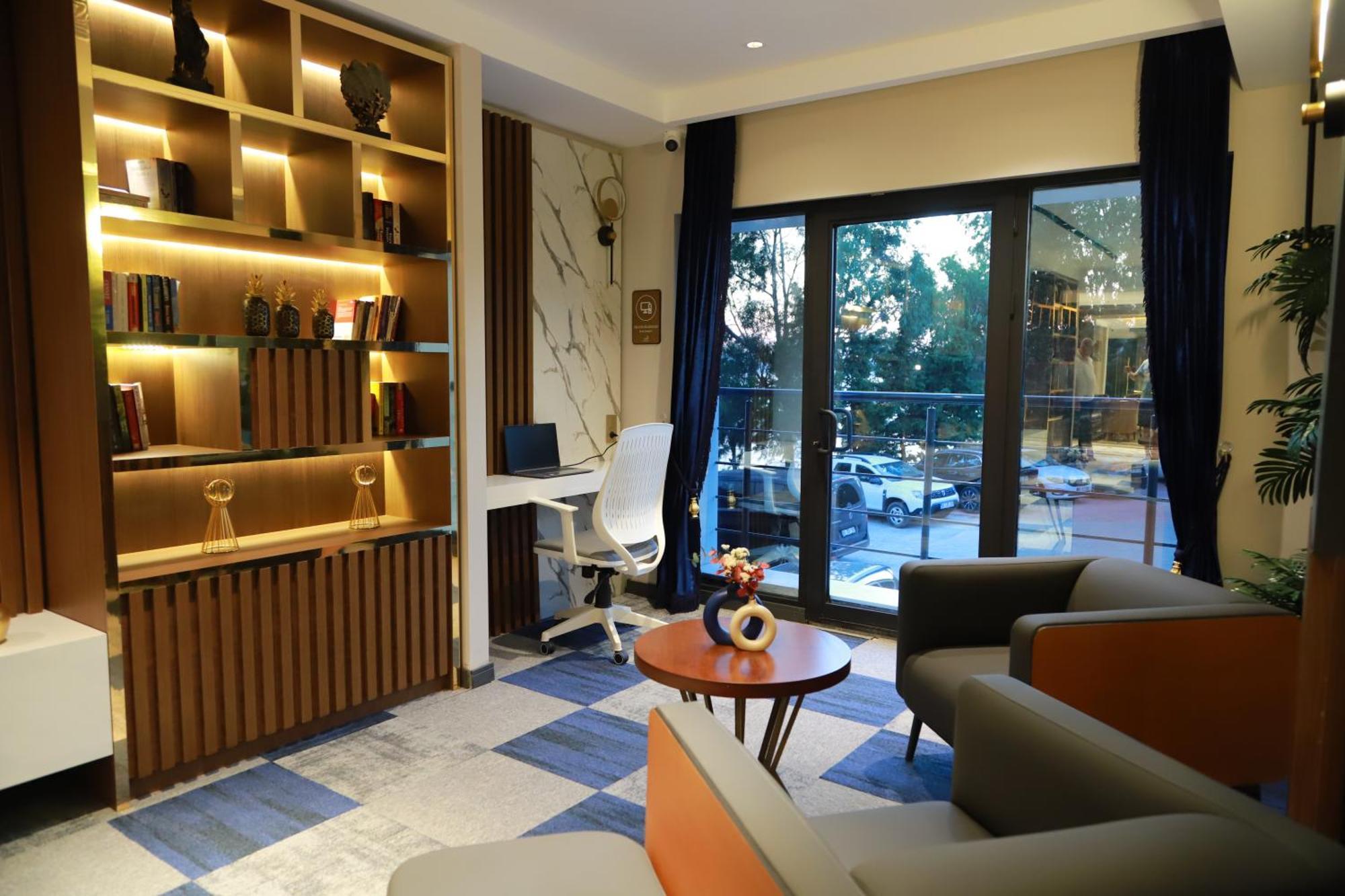 Vira Otel Suites Sinop Bagian luar foto