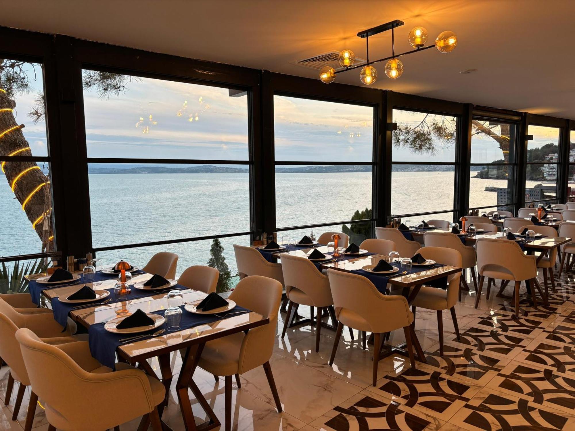 Vira Otel Suites Sinop Bagian luar foto